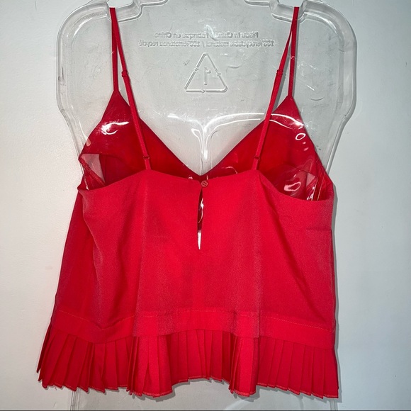 NEW French Connection Pleated Pink V Neck Crop Tank Top Blouse Size Medium - Picture 4 of 4